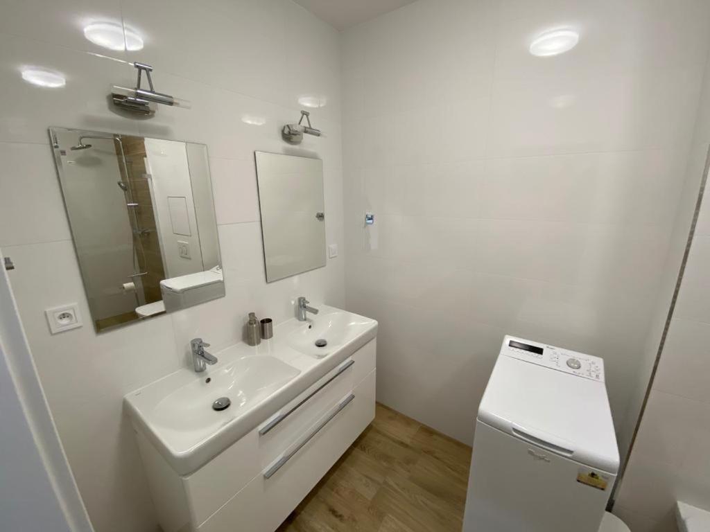 Apartman Afrodita 2 -Rezidencia Amelia Бардеевские Купели Экстерьер фото